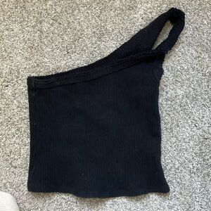 One shoulder tank